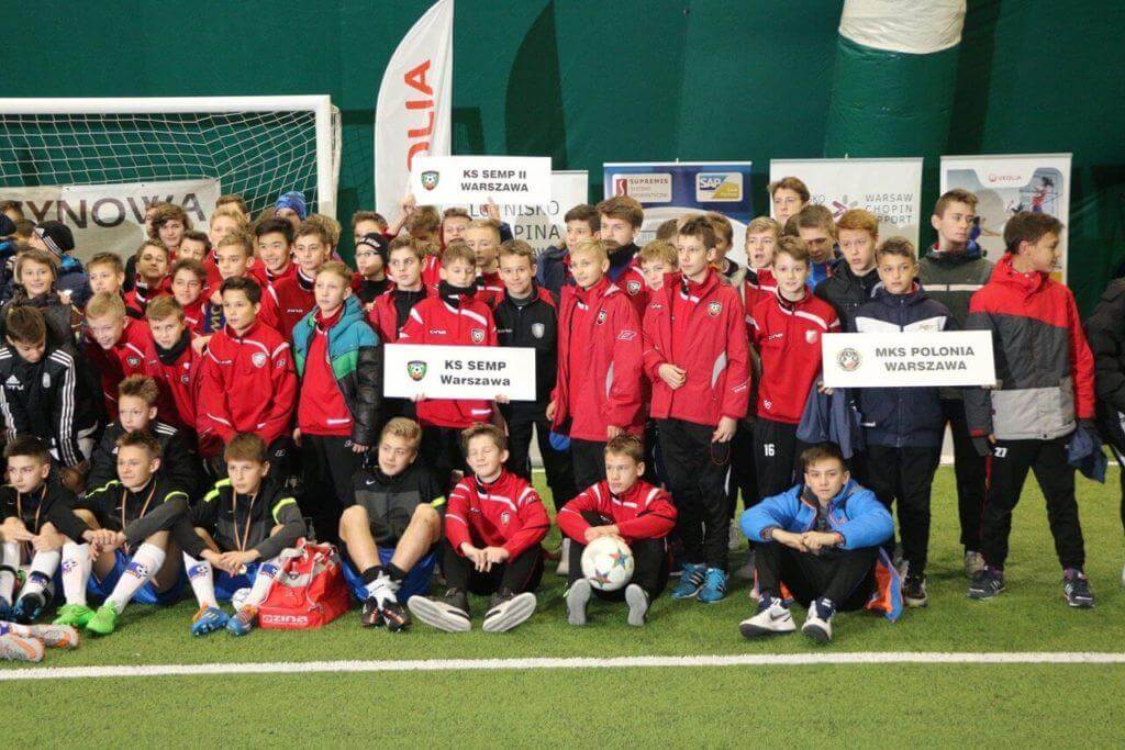 SUPREMIS wspiera młodych piłkarzy